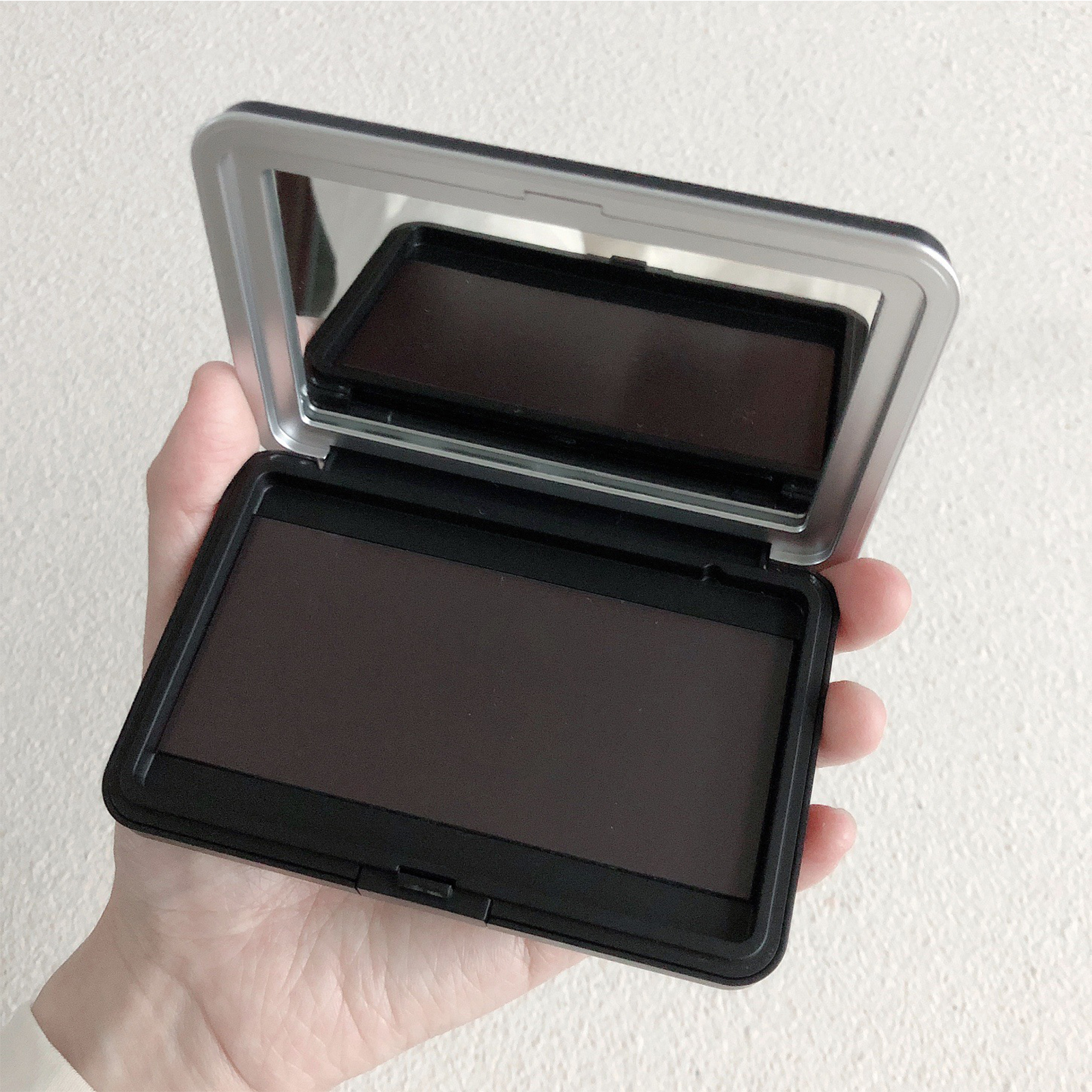 1 Adet Mat Siyah Boş Manyetik  - Beauty Makeup Eyeshadow incelemesi ve fiyatı